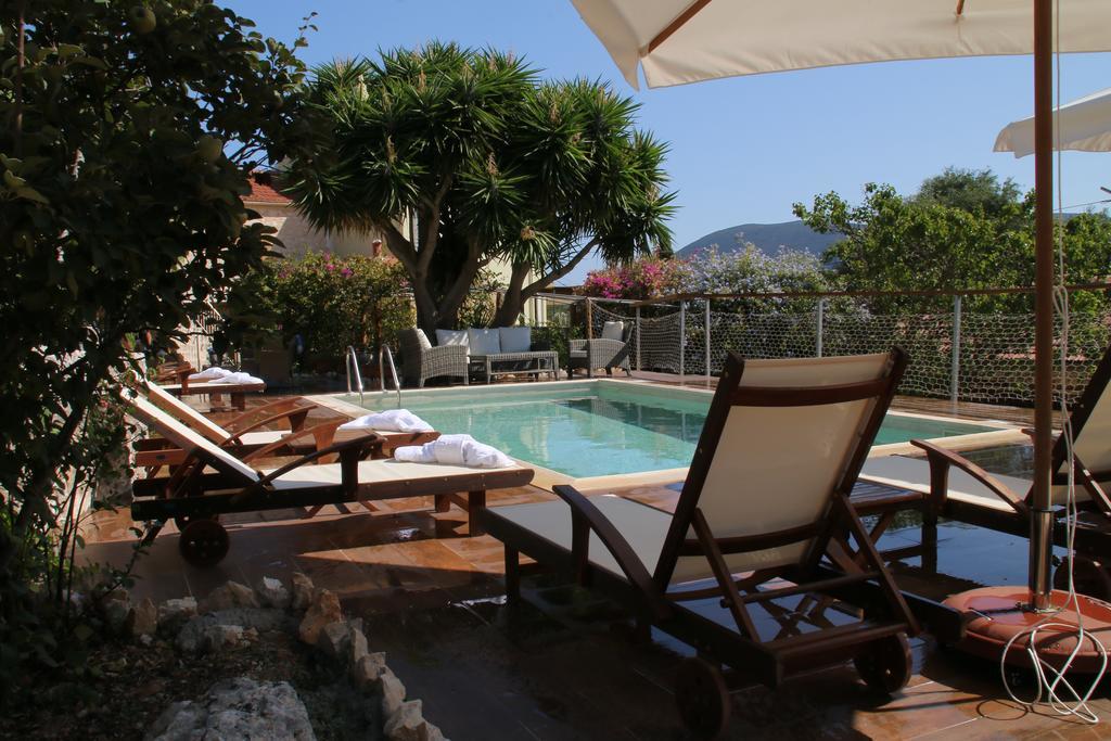 Luxury Stone Villa ฟิสคาร์โด ภายนอก รูปภาพ